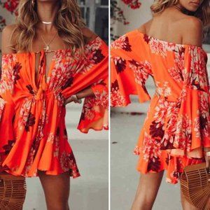 NEW - NWT - Hello Molly - Off The Shoulder  - Floral Romper Playsuit - Orange